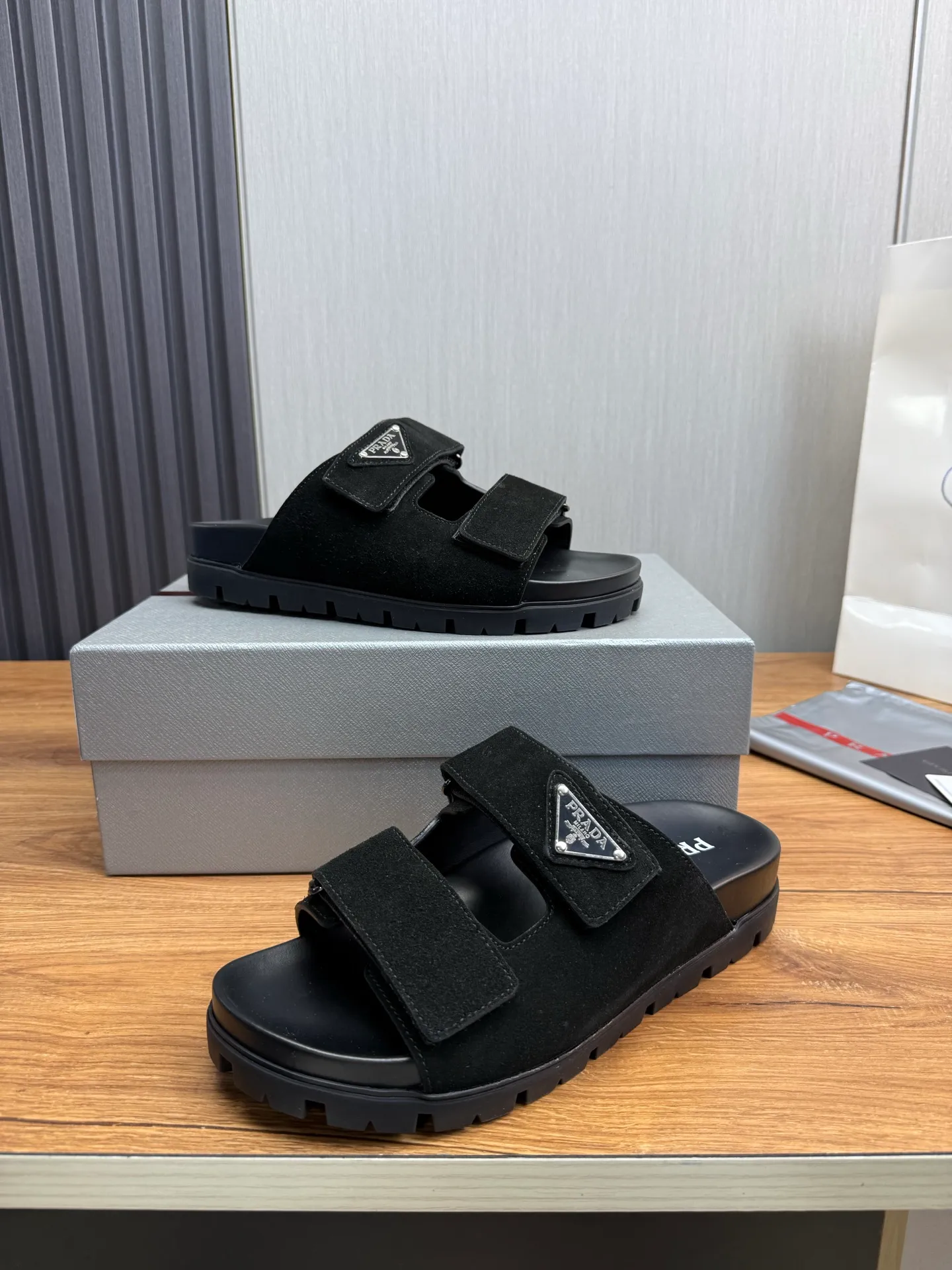 Men's shoes 💰440💰 ＰＲＡＤＡPrada - popular men's slippers hot sale 🔥 🩴Official website one to one production 38-45 sizes 45 46 🉑️Customized!